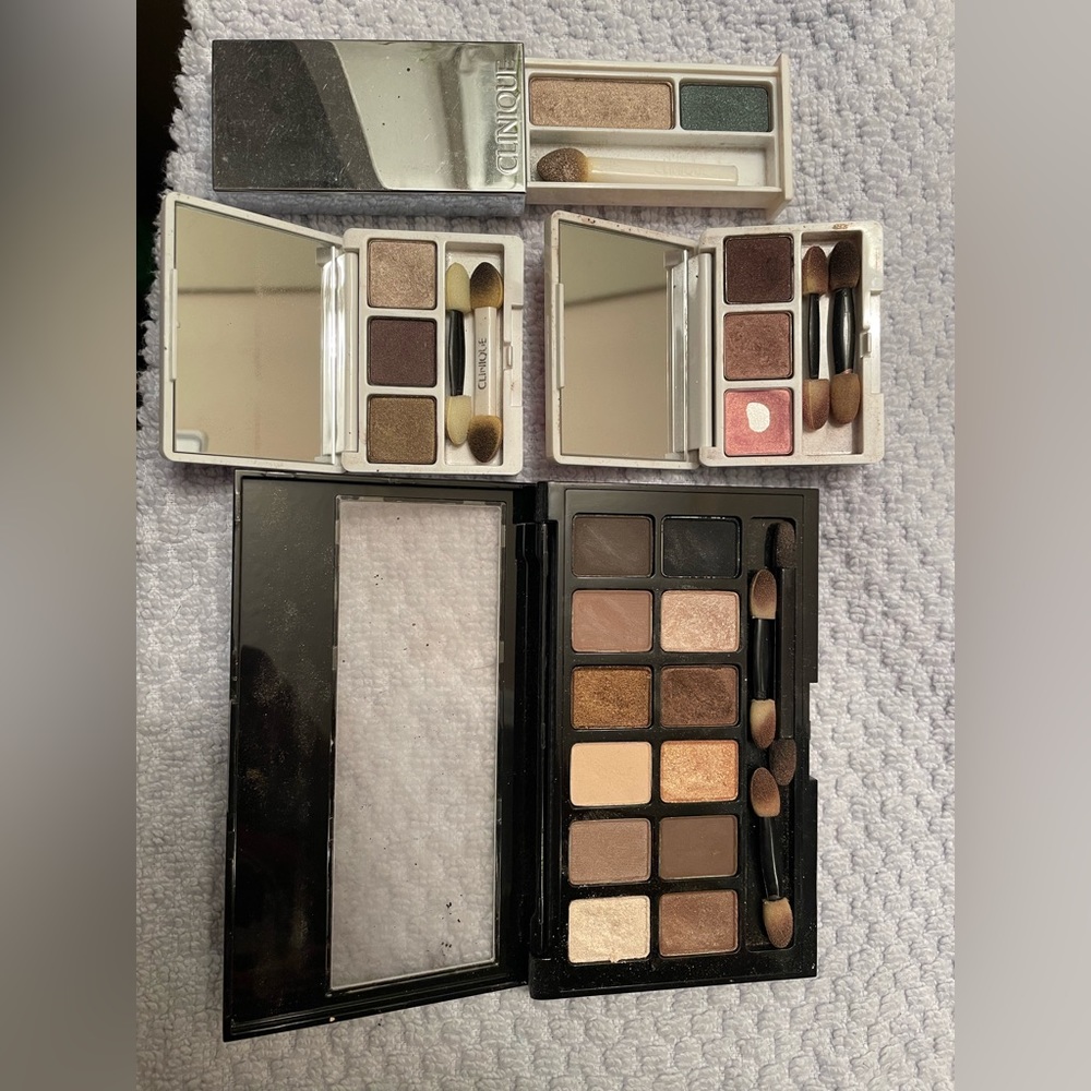 Gently used nude eye shadows